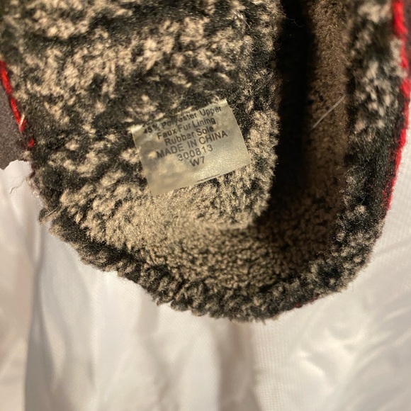 TOMS Faux fur lined roll down ankle booties women’s size 7 - Picture 13 of 13